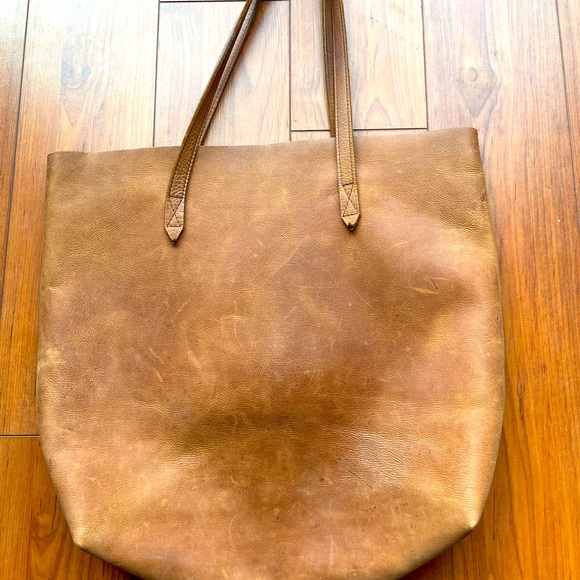 Ethiopian leather bag - Picture 1 of 5